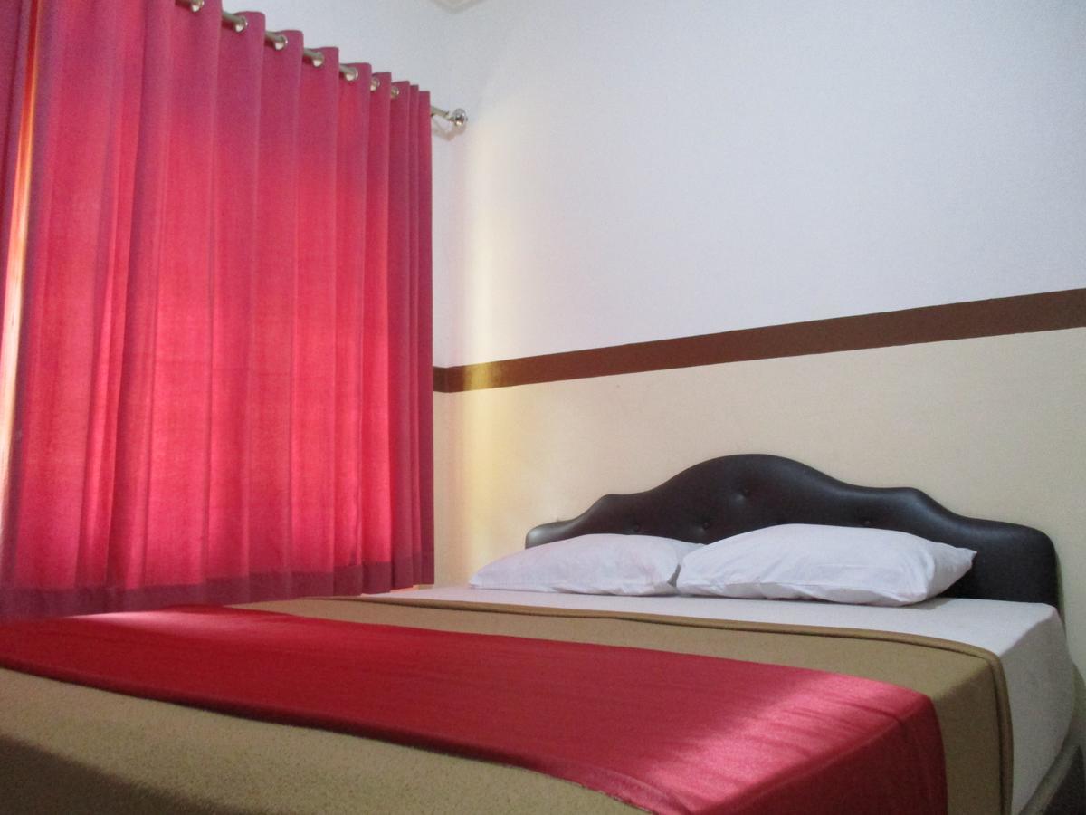 Hotel Tugu Asri Jakarta Exteriör bild